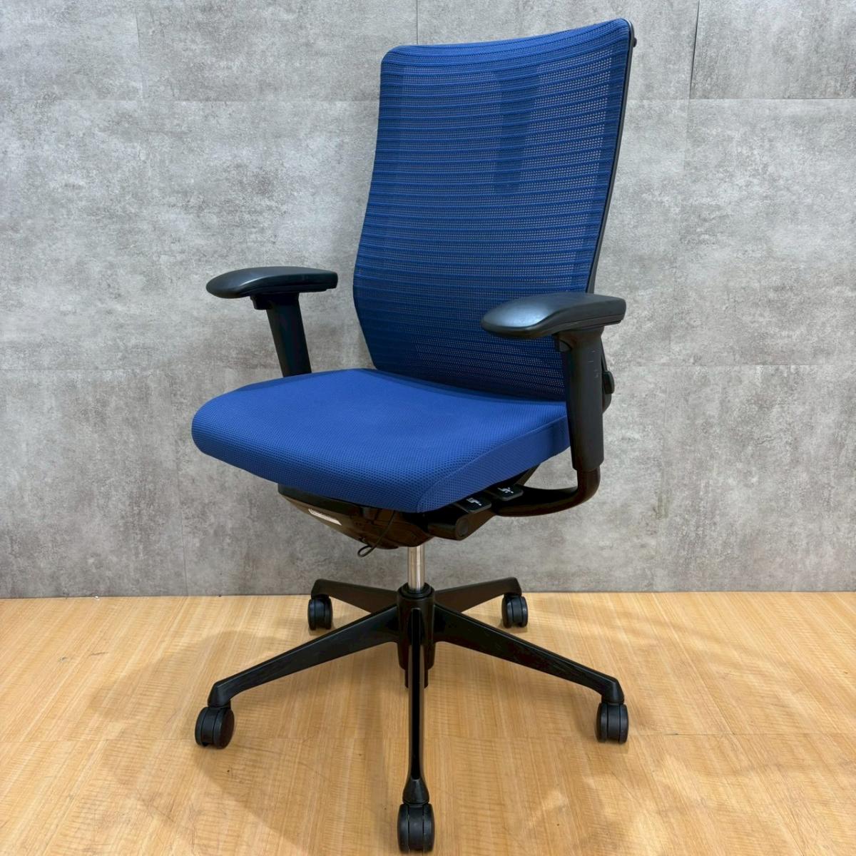 《商品番号➀》オカムラ製の人気オフィスチェア【コーラル/ブルー/可動肘】が入荷しました！＊福岡市で中古オフィス家具をお探しなら、オフィスバスターズ福岡南店へ！　#ゲーミングチェア　#格安
                        コーラルチェア
                                    中古
            