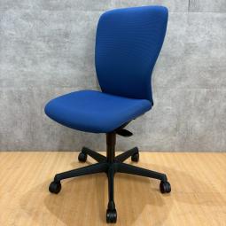 《在庫入替セール品》オカムラ製の定番オフィスチェア【スラート/ブルー】が値下げされました！　＊福岡市で中古オフィス家具をお探しなら、オフィスバスターズ福岡南店へ！