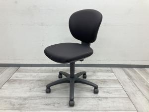 【中古】シンプルだからこそ使いやすい。
長く愛されるコクヨの定番チェア「レグノ2」入荷しました。
#岐阜市 #大垣市 #各務原市 #名古屋市 #コクヨ #レグノ2
