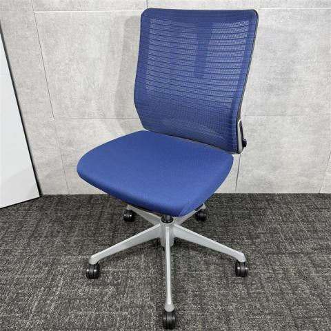 【中古】コーラルメッシュ  オカムラ（okamura） 肘無ローバックチェア