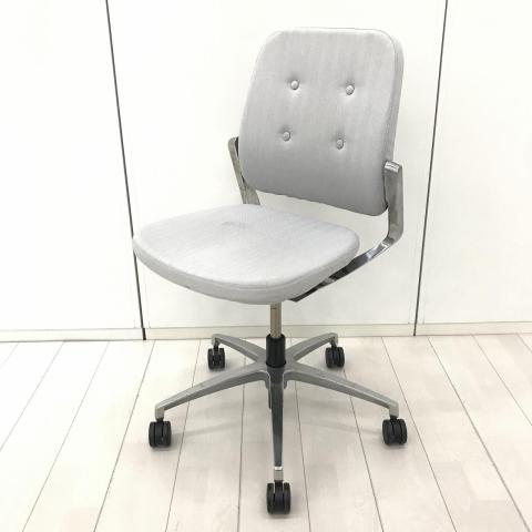 【中古】レヴィ KG-560SB-Z9T7 イトーキ（ITOKI） 肘無ローバックチェア