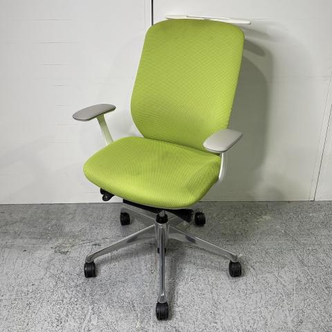 【中古】シルフィーメッシュ  オカムラ（okamura） 肘付ハイバックチェア