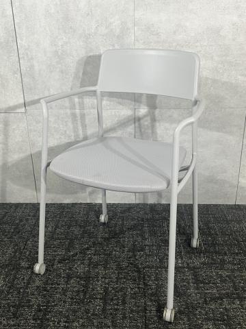 【中古】エニー K01-Z211CU コクヨ（KOKUYO） ネスティングチェア