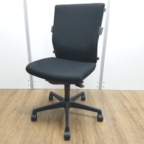 【中古】エスクード  オカムラ（okamura） 肘無ハイバックチェア