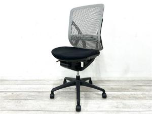 【定価約7万円】【知る人ぞ知るチェア入荷！独特のフレーム構造により良質な座りを実現しました！】■イナバ製イエラ（Yera）■肘無ハイバックチェア　　　
■グレー　■背面メッシュ