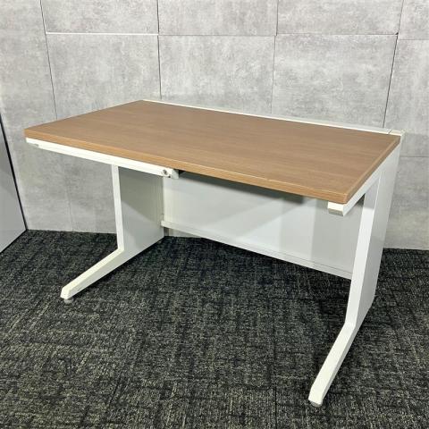 【中古】アドバンス 3V21AKMK55 オカムラ（okamura） 平机