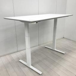 【立ち姿勢を取り入れた新しいワークスタイルへ！】■オカムラ　スイフトシリーズ　電動上下昇降テーブル　W1800×D900×H700～1250mm　ホワイト　■座り仕事での疲労を軽減！安定感と美しさを両立！スタンディングデスク！【Okamura　Swift】【ABW】