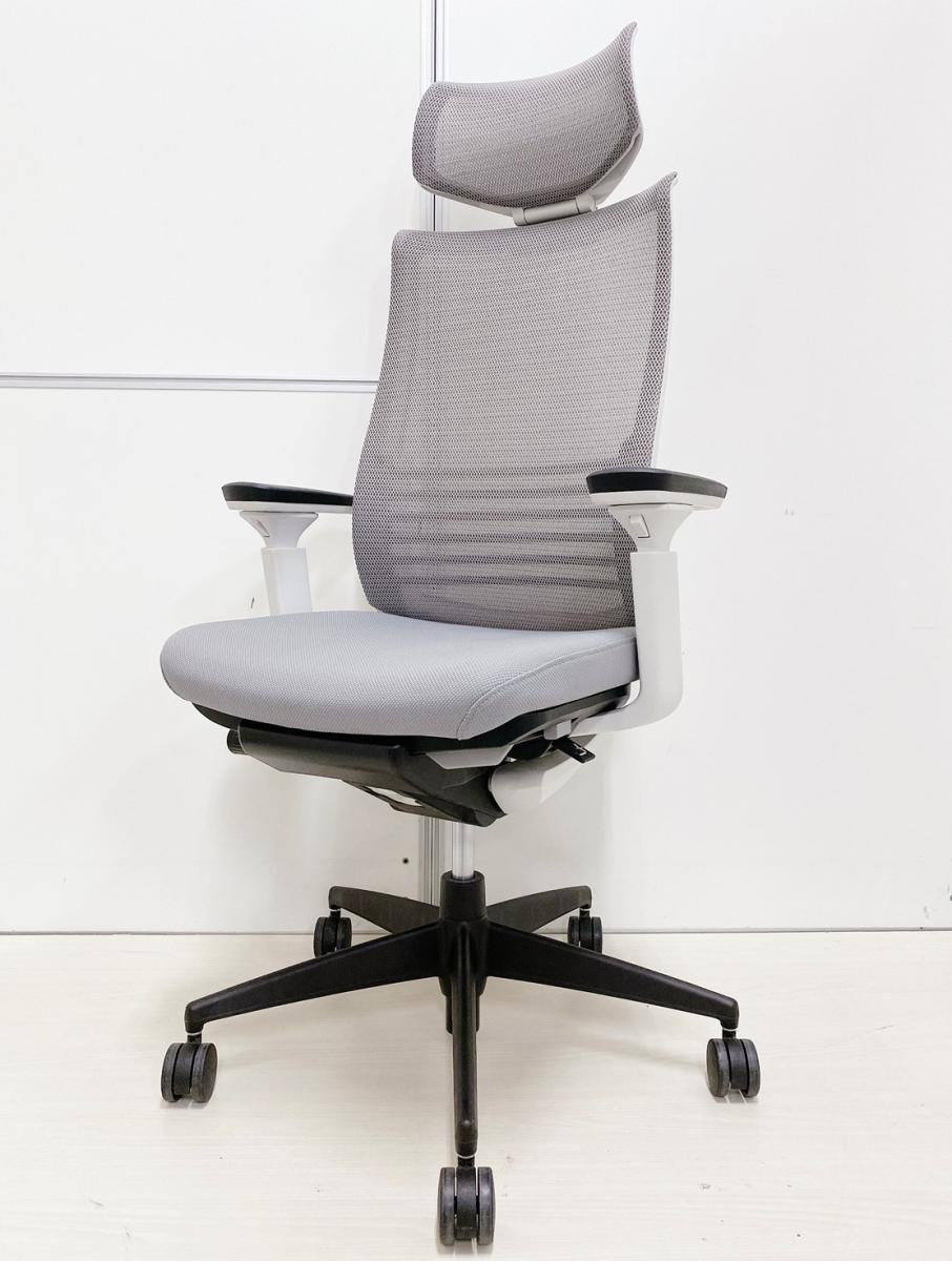 【ヘッドレスト付き！】コクヨ　ベゼル　グレー　可動肘付き【コクヨの高級チェアがお求めやすく！】【実物ホワイト脚】【T6】
                        ベゼル 樹脂脚
                                    中古
            