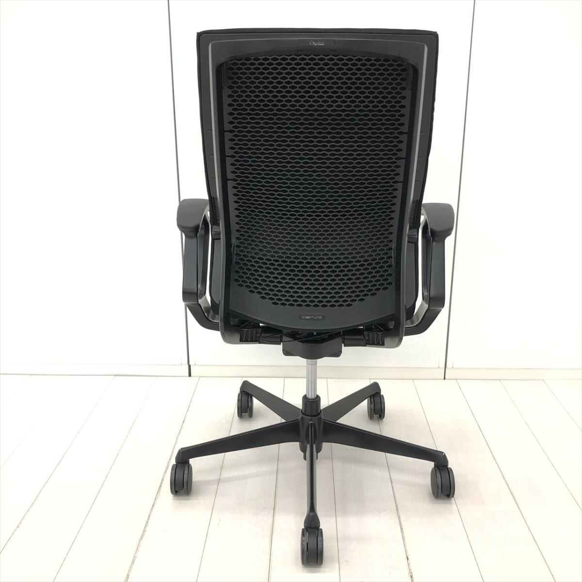 中古】デュークチェア CZ55ZR オカムラ/okamura 肘付ハイバックチェア 