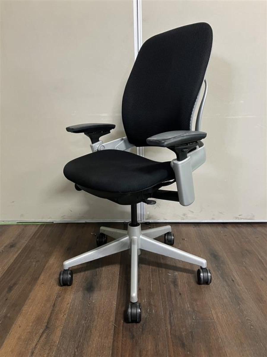 中古】リープV2 Steelcase/スチールケース 肘付ハイバックチェア