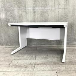【ベーシックで使いやすい！スタンダードな幅1200㎜のオフィスデスク！】 ■ITOKI（イトーキ）製　CZRシリーズ　平机　W1200×D700㎜　■引き出し付き　■ホワイト