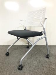 【コンパクトでオシャレな見た目のミーティングチェア】■内田洋行製　FM-345シリーズ　肘付　ネスティングチェア　ミーティングチェア　■固定肘・キャスター付き　■背面樹脂メッシュ　■グレー / ホワイトシェル