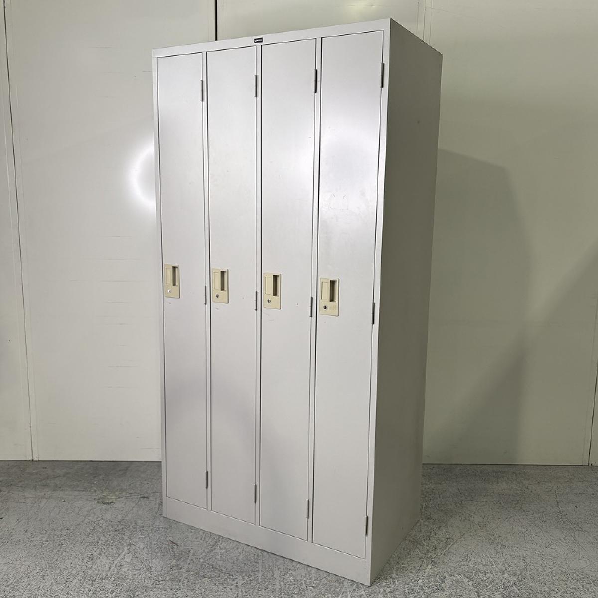 【コート類も入る縦長ロッカー！　4人用更衣用ロッカー！！】■ウチダ製　システムロッカーシリーズ　4人用ロッカー　更衣用ロッカー　縦型　W900×D515㎜　■グレー
                        システム
                                    中古
            