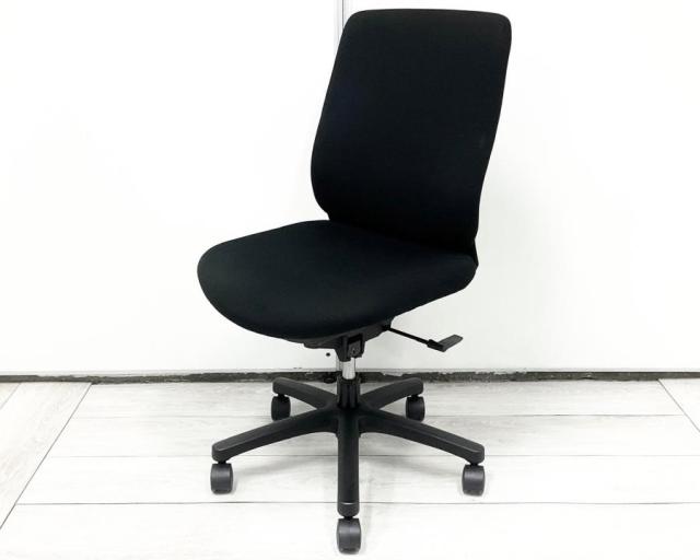 【中古】トルテR  イトーキ（ITOKI） 肘無ハイバックチェア