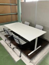 【スタンダードなデザインで使いやすい！】■イトーキ製　ミーティングテーブル　W1800×D900×H720mm　■天板：ホワイトナチュラル　■Ｔ字脚 #岐阜#愛知#三重#静岡#CS在庫