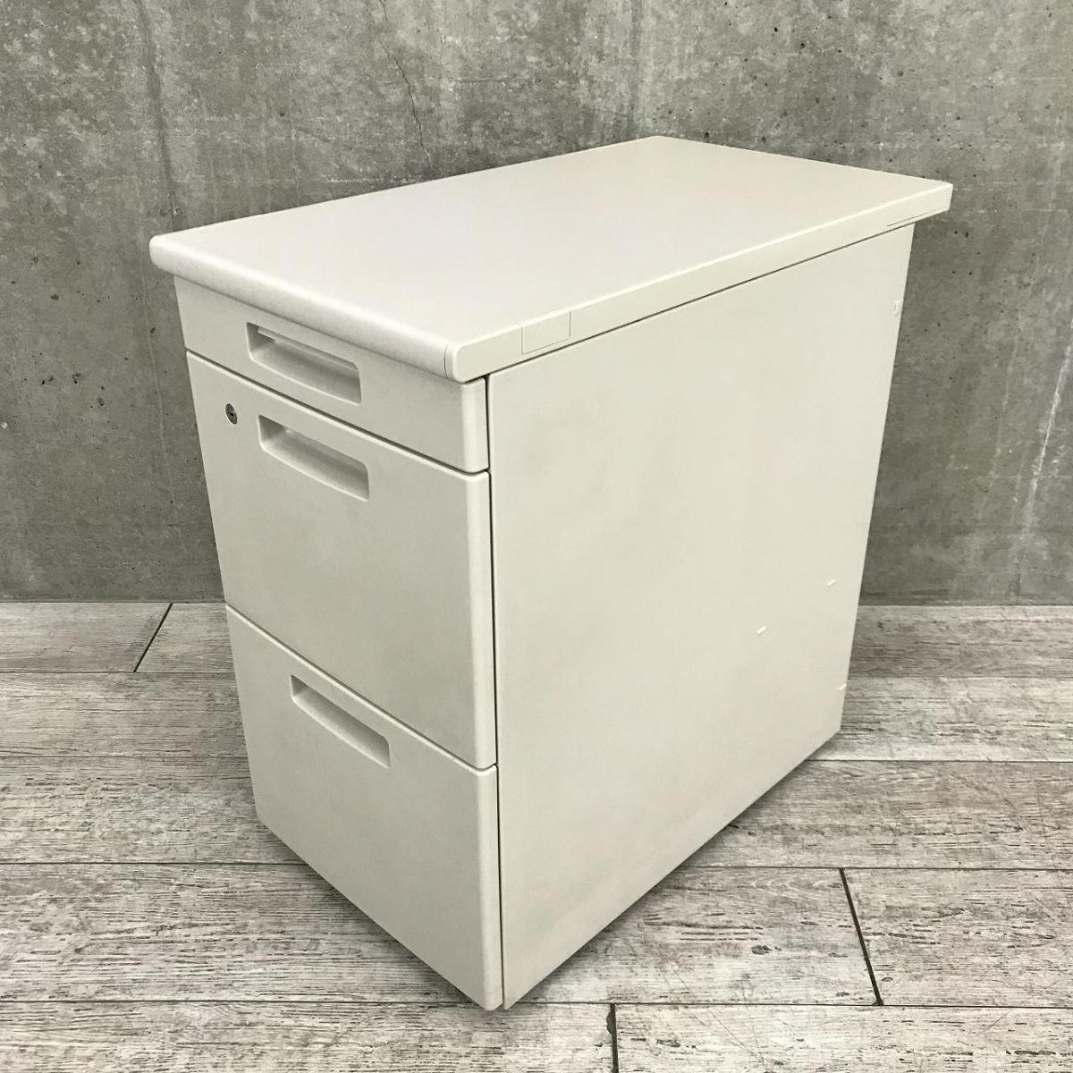 【西】～コクヨ BS＋ 脇机で快適収納～【３段脇机】【グレー】【コクヨ】【BS+】【福岡オフィス家具】【福岡中古家具】【中古事務什器】
                        BS+
                                    中古
            