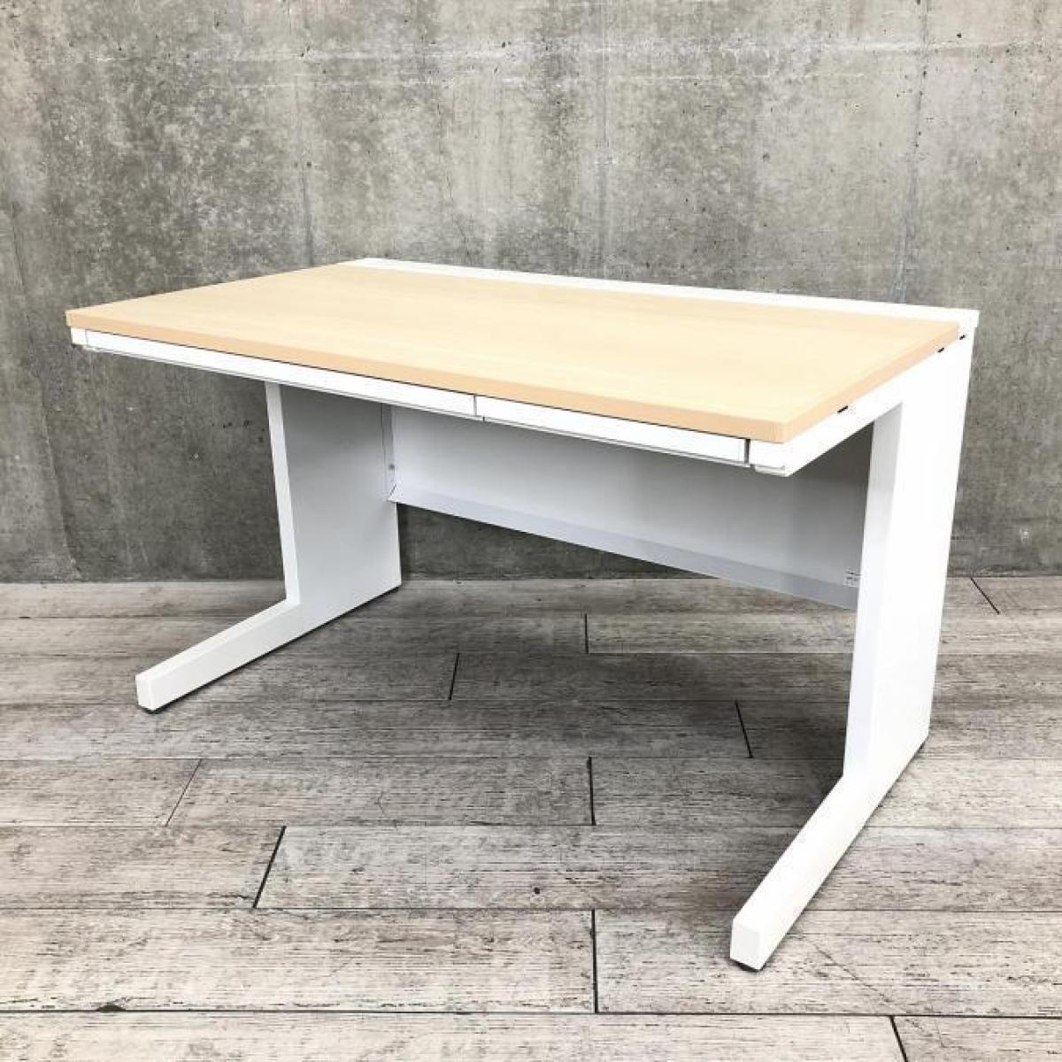 【博】【人気のナチュラル天板！幅1200㎜のデスクで居心地の良いオフィスに！】■ウチダ(UCHIDA)製　スカエナ(SCAENA)シリーズ　平机　引き出し付き　W1200×D700×H720㎜　■配線Kタイプ　■天板：ナチュラル/本体：ホワイト
                        スカエナ
                                    中古
            