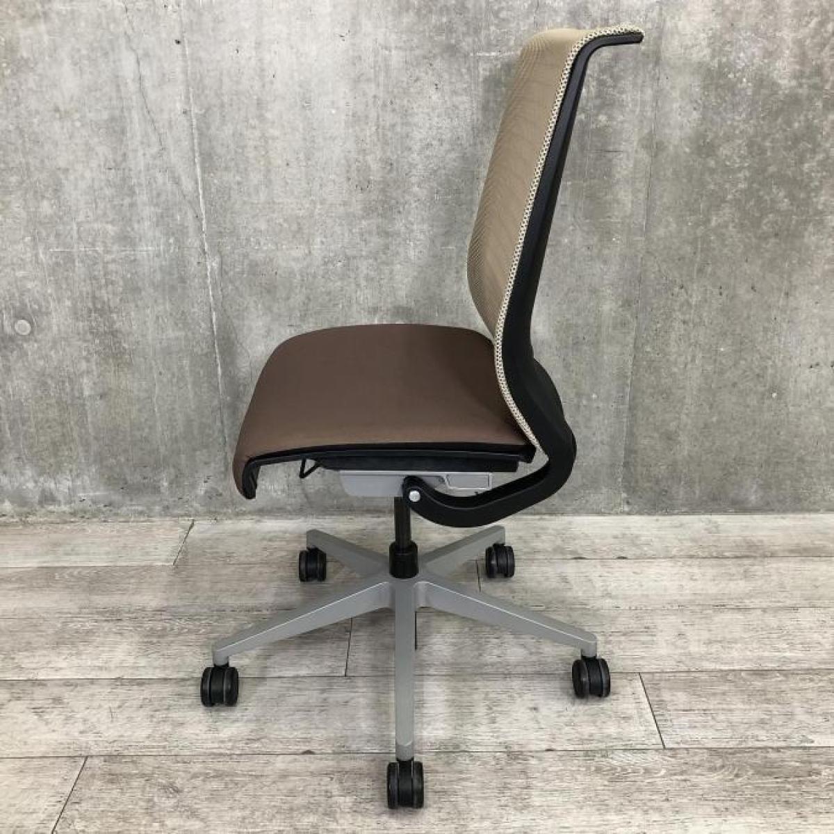 【中古】シンクチェア（旧モデル） Steelcase/スチールケース 肘無ハイバックチェア 595923 - 中古オフィス家具ならオフィスバスターズ