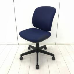 【在庫入替セール品！（本在庫限定価格）】【シンプルなのに上質！フィット感が快適なコンパクトサイズのOAチェア！】■プラス(PLUS)製　プリセア(Presea)チェア　■肘無し　ローバック　■ブルー×ホワイトシェル【弊社使用欄：A01060934】【HU】