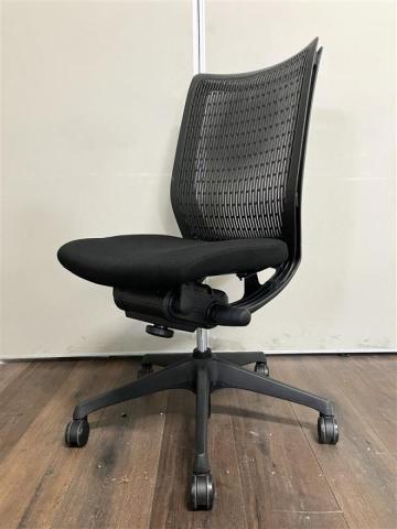 【中古】ヴィスコンテチェア  オカムラ（okamura） 肘無ハイバックチェア