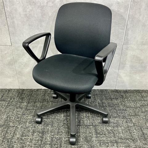 【中古】ボニートチェア KT-170PV-T1T1 イトーキ（ITOKI） 肘付ローバックチェア