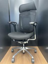 国産メッシュチェアの最高峰!大型ヘッドレスト付きの良好なコンテッサチェア待望入荷!
オカムラ/コンテッサ/ブラック