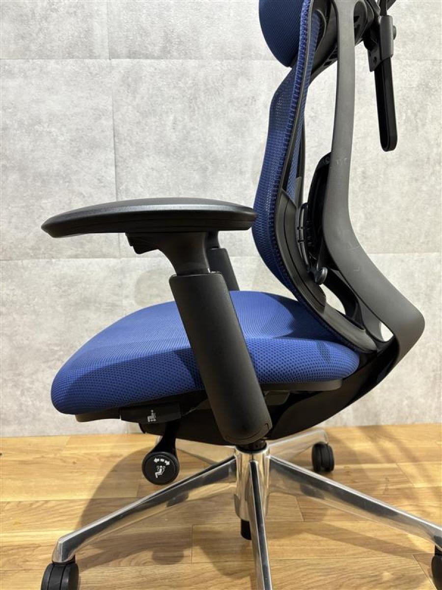 at　オカムラ　シルフィーチェア　ローバック　固定肘　前傾機能　メッシュ　中古品 中古】シルフィーメッシュ オカムラ/okamura 肘付ローバックチェア