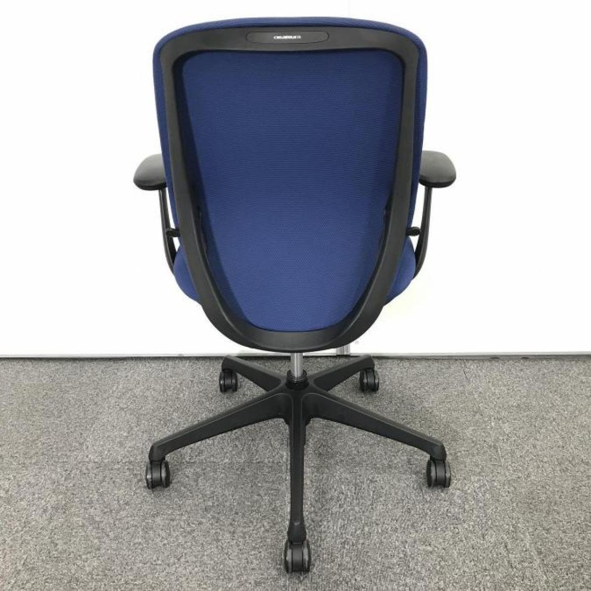 【中古】シルフィー オカムラ/okamura 肘付ローバックチェア 596283 - 中古オフィス家具ならオフィスバスターズ