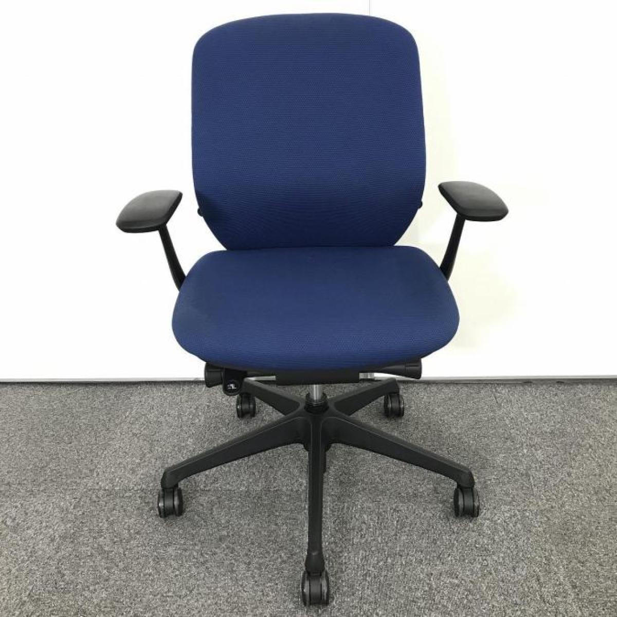 【中古】シルフィー オカムラ/okamura 肘付ローバックチェア 596283 - 中古オフィス家具ならオフィスバスターズ