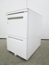 A4ファイルの収納にもオススメ！ホワイトワゴン入荷！｜起業　拠点開設　移転