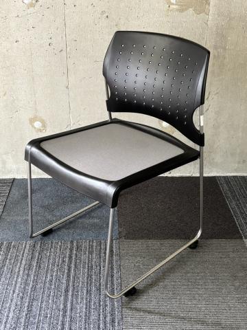 【中古】プレド  コクヨ（KOKUYO） スタッキングチェア