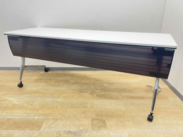 【中古】レガーレ  ウチダ（UCHIDA) スタックテーブル(長机/折りたたみ/会議用)