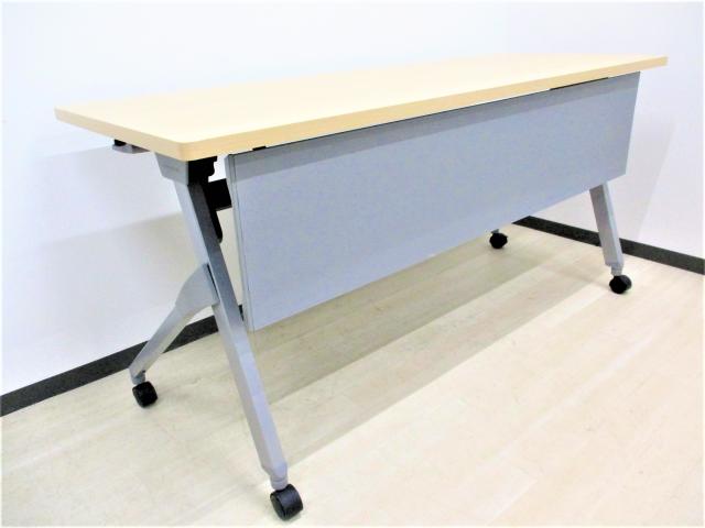 【中古】フラプター 81F1AC MK37 オカムラ（okamura） スタックテーブル(長机/折りたたみ/会議用)