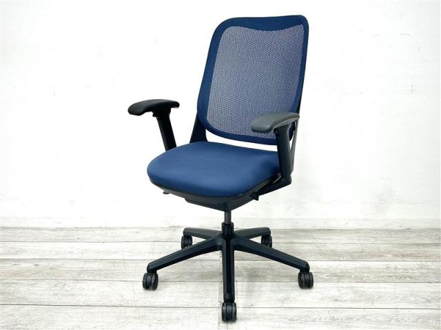 【中古】ライド 3565F ライオン 肘付ハイバックチェア