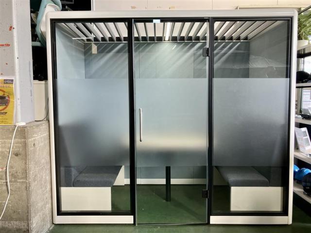 【中古】スノーハット  オカムラ（okamura） 集中ワークブース
