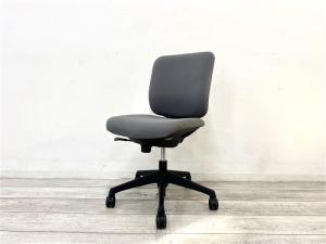【定価約6万円】【シンプルで確かな造り!コスパに優れたオフィスシーティング!】■オカムラ/CG-Rチェア ■肘無ローバックチェア ■グレー ■肘無ローバックCG-R