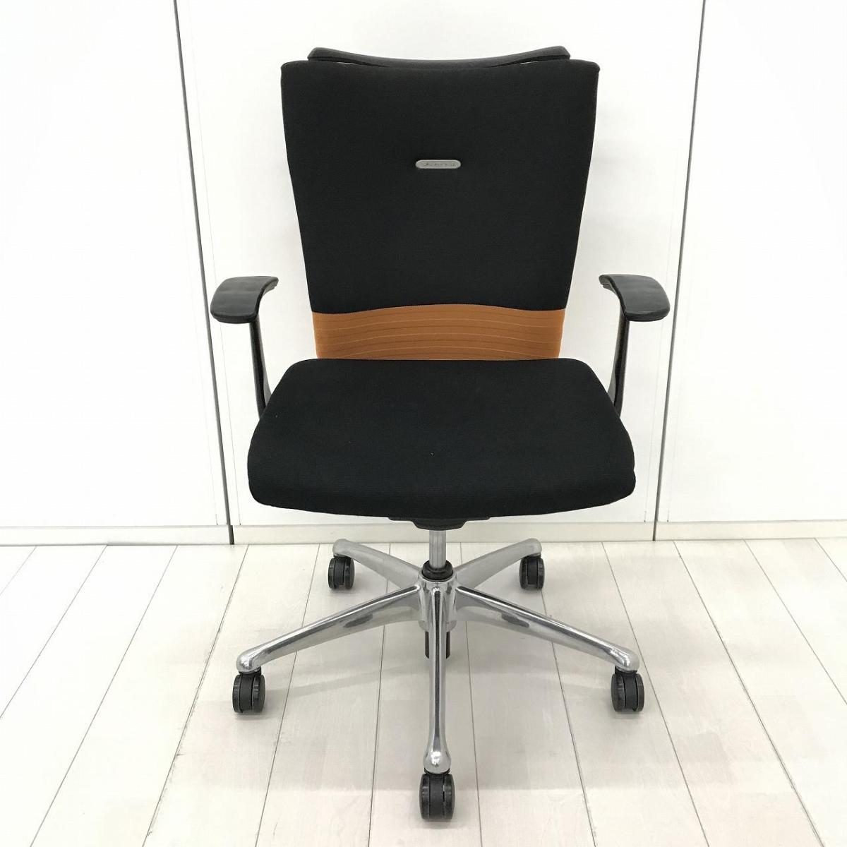 中古】フィーゴチェア CJ44BR FAM8 オカムラ/okamura 肘付ミドルバック