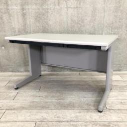 【標準サイズのW1200 ！スタンダードなオフィスデスク】■イトーキ（ITOKI）製　CZシリーズ　平机　■横幅1200㎜　■グレー