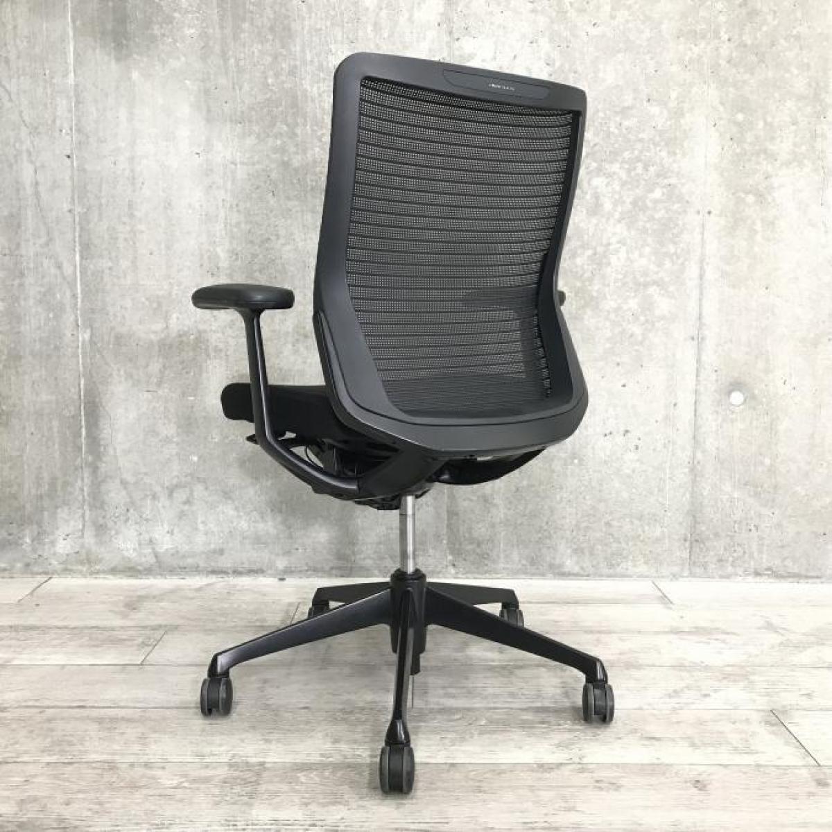 中古】コーラルメッシュ オカムラ/okamura 肘付ハイバックチェア 中古】コーラルメッシュ オカムラ/okamura 肘付ハイバックチェア