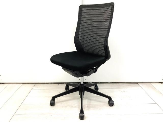 【中古】コーラルメッシュ  オカムラ（okamura） 肘無ハイバックチェア