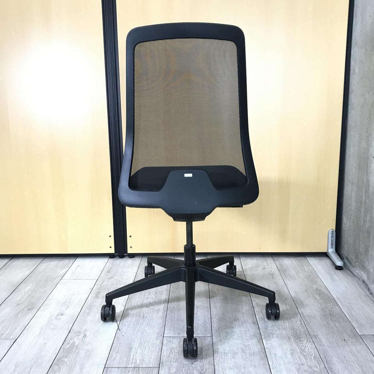 取付無料！カッシーナ デパドゥバ シルバー おしゃれブラックオフィスチェア✨ 中古】 Cassina/カッシーナ 肘無ハイバックチェア 597361 - 中古