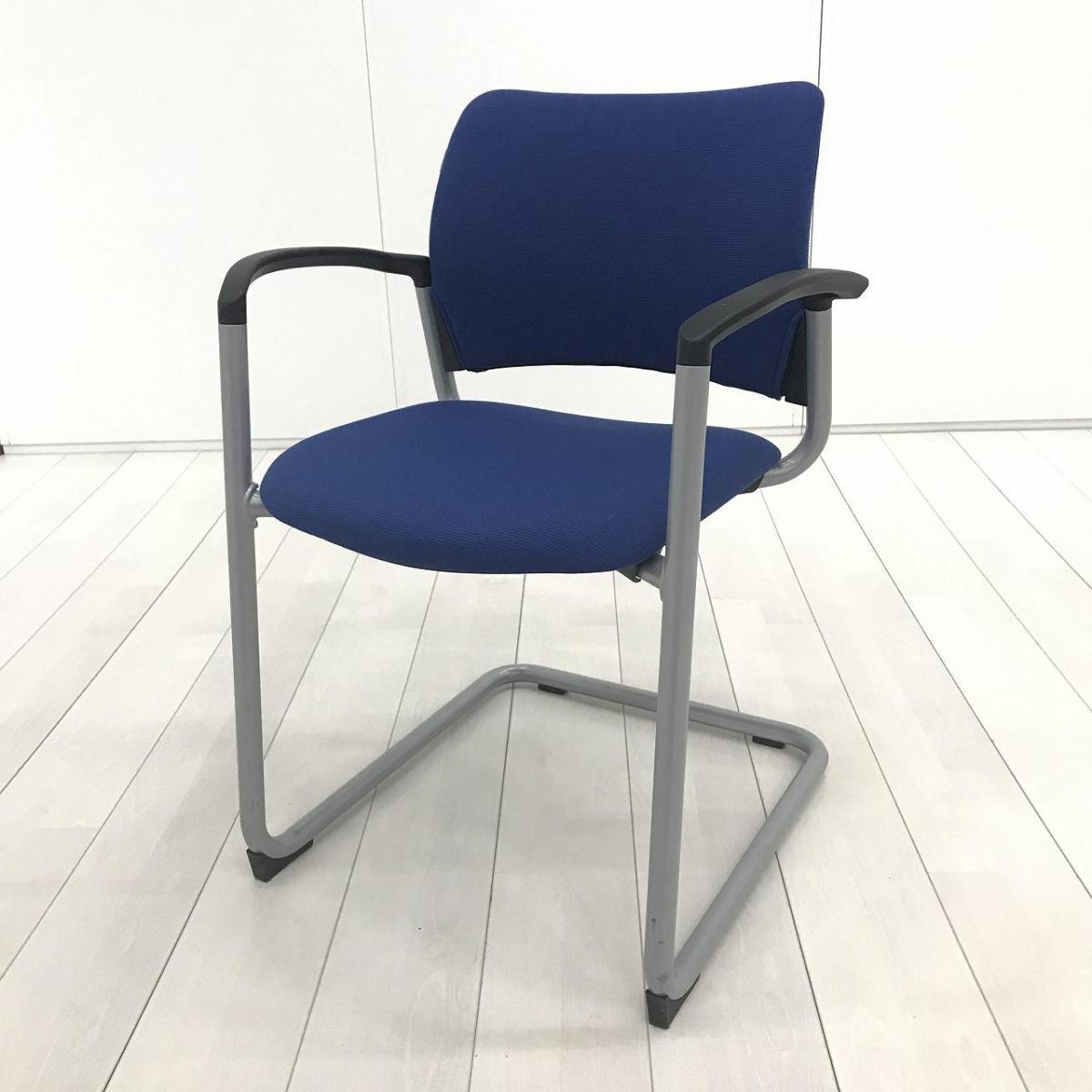 中古】8147シリーズ 8147CA FEA4 オカムラ/okamura スタッキングチェア 