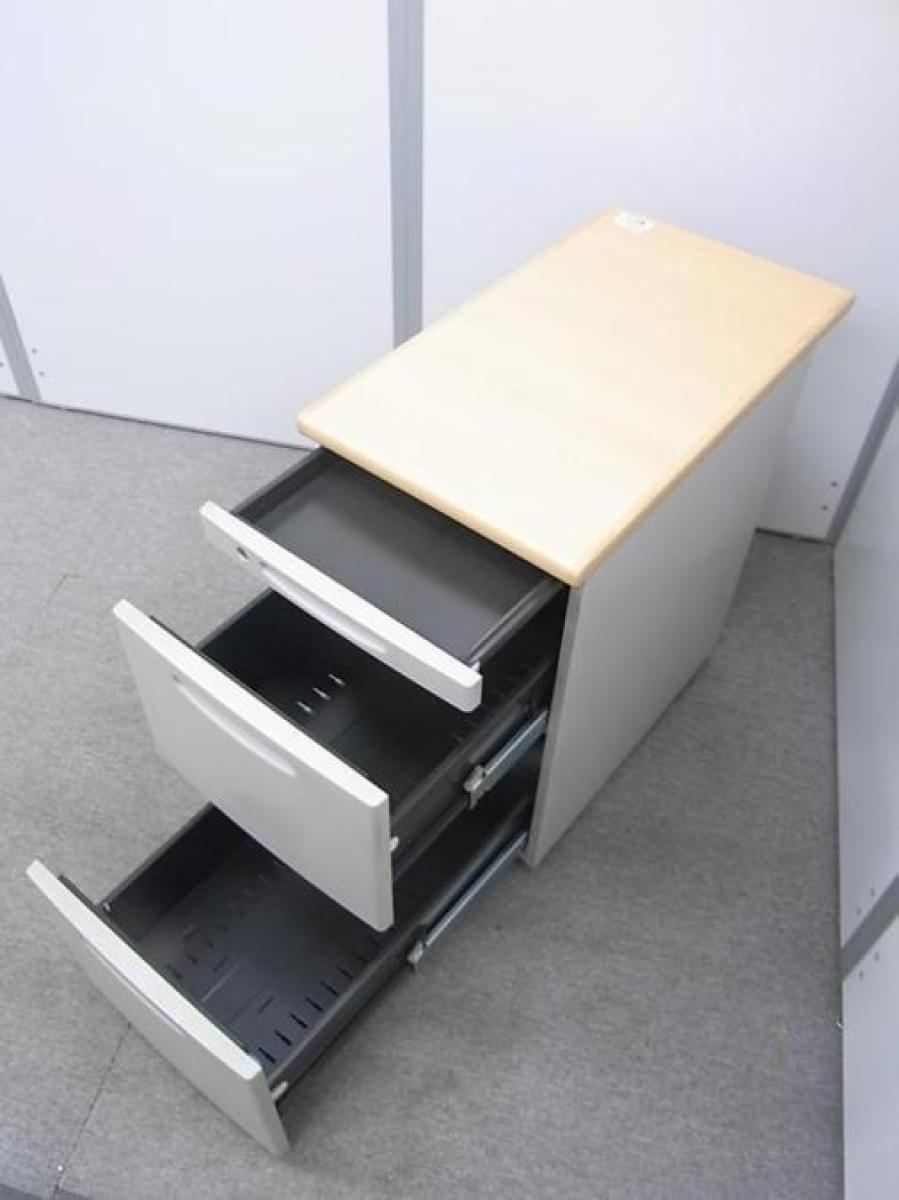 中古】SD-V オカムラ/okamura 脇机3段 597515 - 中古オフィス家具なら 