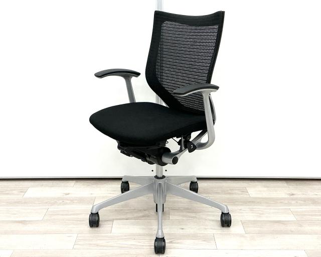 【中古】バロンチェア  オカムラ（okamura） 肘付ローバックチェア
