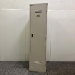 イトーキ製の1人用更衣ロッカー【J型/グレー】が入荷しました！　 ＊中古オフィス家具・中古オフィスチェアをお探しの方は、オフィスバスターズ福岡博多店までお気軽にお問い合わせください！#良品　#格安