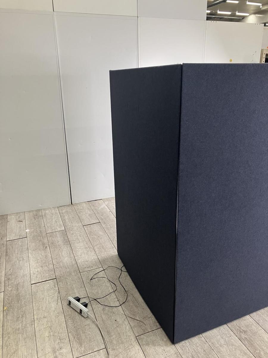89【中古】【直接引取】オカムラ集中ワークブース 中古】ドレープ ワークブース 4WAV1P MX61 オカムラ/okamura 集中