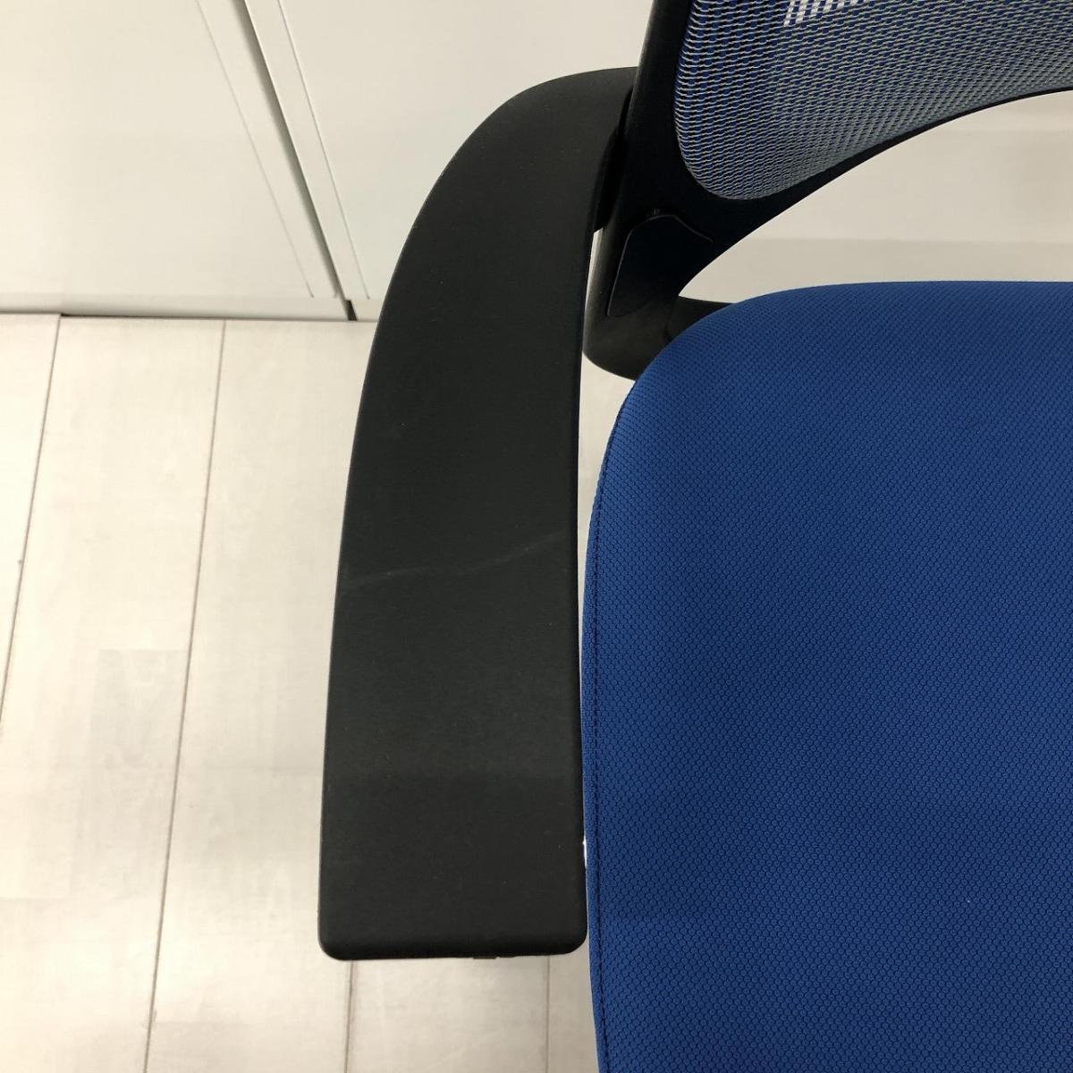 中古】 JC-MC9211AF BU クロガネ 肘付ハイバックチェア 597953 - 中古