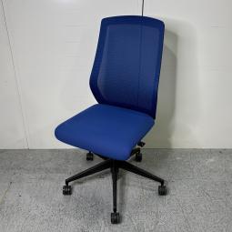 【6脚入荷】【ワンランク上の座り心地！人間工学に基づいた快適なオフィスチェア】■ウチダ（UCHIDA）製　エルフィ (Elfie)チェア　ハイバック　■背面メッシュ　■ブルー× ブラック