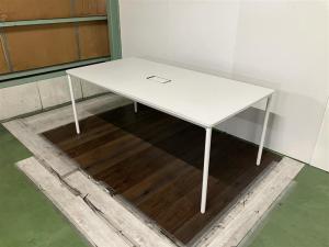イトーキ製　オリゴ　ホワイト天板