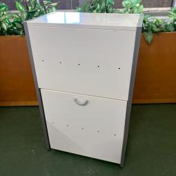 【受付台∔傘立て】　 ＊中古オフィス家具・中古オフィスチェアをお探しの方は、オフィスバスターズ福岡博多店までお気軽にお問い合わせください！#良品　#格安